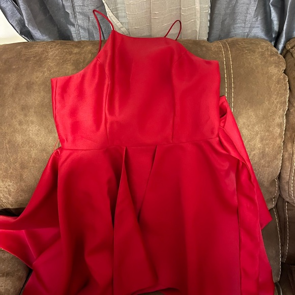 Dress - Picture 4 of 4